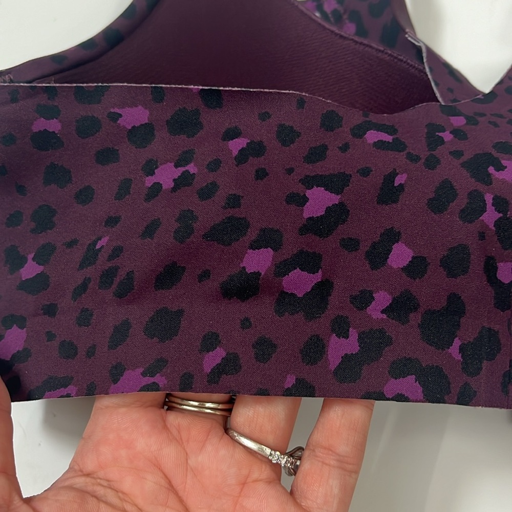NWT Leopard Victorias Secret Sports Bra - Picture 7 of 7